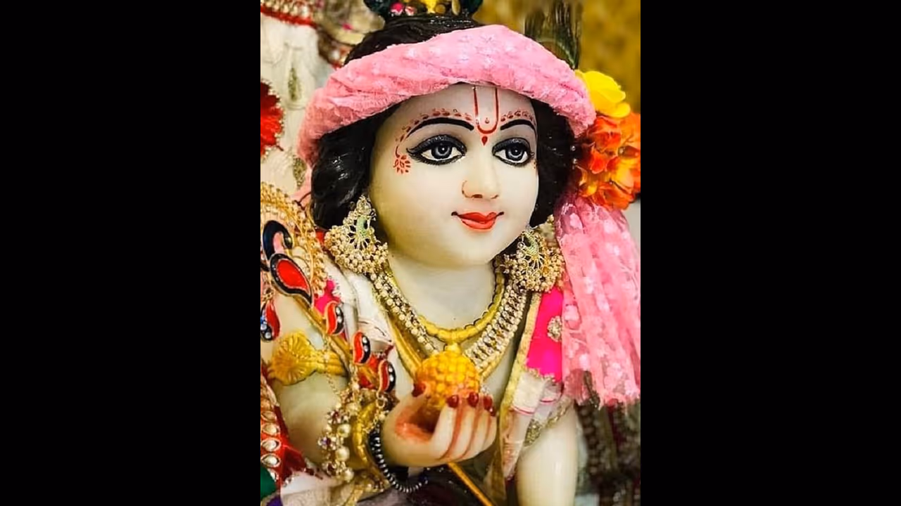 ಕೃಷ್ಣ ಜನ್ಮಾಷ್ಟಮಿಯಂದು ಎರಡು ಮಂಗಳಕರ ಯೋಗ, ಈ ಸಮಯದಲ್ಲಿ ಪೂಜಿಸಿದರೆ ಶ್ರೀ ಕೃಷ್ಣನ ಅನುಗ್ರಹ ಪಕ್ಕಾ ಕೃಷ್ಣ ಜನ್ಮಾಷ್ಟಮಿಯಂದು ಎರಡು ಮಂಗಳಕರ ಯೋಗ, ಈ ಸಮಯದಲ್ಲಿ ಪೂಜಿಸಿದರೆ ಶ್ರೀ ಕೃಷ್ಣನ ಅನುಗ್ರಹ ಪಕ್ಕಾ