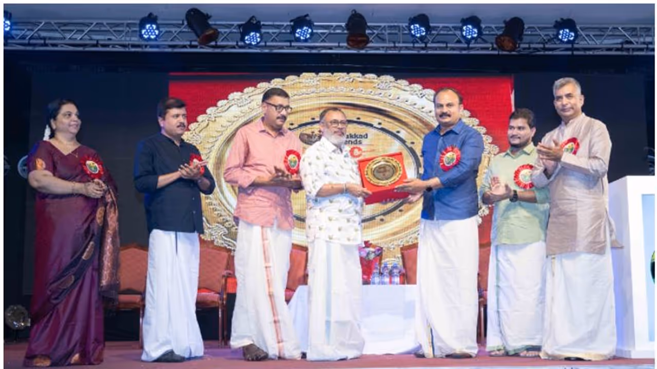 മസ്കറ്റിലെ പാലക്കാട് ഫ്രണ്ട്സ് കൂട്ടായ്മയുടെ പത്താം വാർഷികവും ഓണാഘോഷവും സംഘടിപ്പിച്ചു മസ്കറ്റിലെ പാലക്കാട് ഫ്രണ്ട്സ് കൂട്ടായ്മയുടെ പത്താം വാർഷികവും ഓണാഘോഷവും സംഘടിപ്പിച്ചു