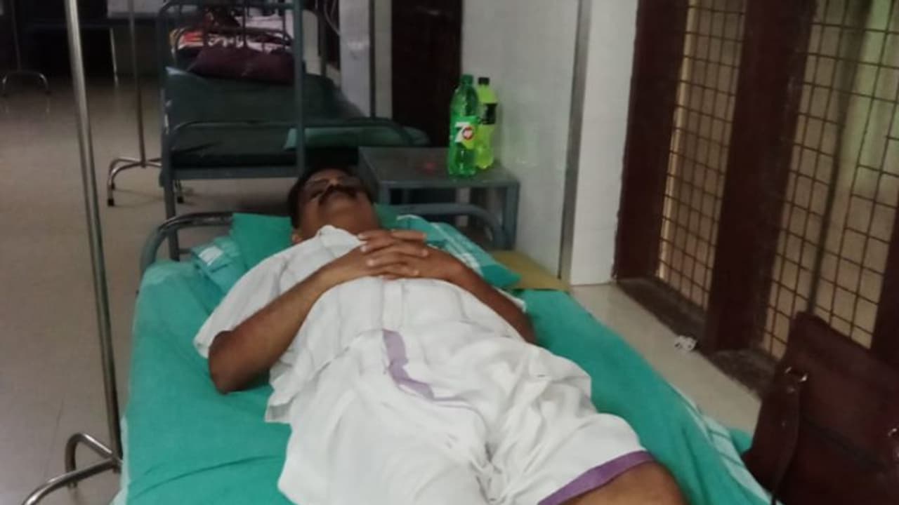 ഓവർടേക്കിനിടെ സഡൻ ബ്രേക്ക്, ബസിനുള്ളിൽ വീണ് യാത്രക്കാരന് പരിക്ക്; ജീവനക്കാർ ആശുപത്രിയില്‍ എത്തിച്ചില്ല, പരാതി