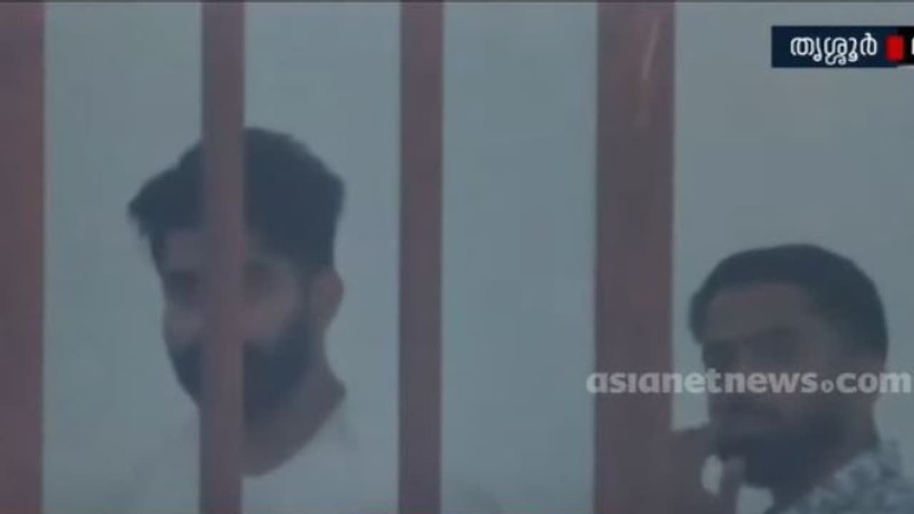 50 വയസുകാരനെ കാറിടിച്ച് കൊല്ലാന് ശ്രമം; സഹോദരങ്ങള് പിടിയില് 50 വയസുകാരനെ കാറിടിച്ച് കൊല്ലാന് ശ്രമം; സഹോദരങ്ങള് പിടിയില്