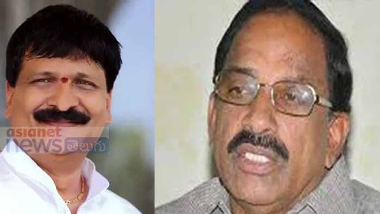 ఈ నెల 17న కాంగ్రెస్లోకి తుమ్మల, మైనంపల్లి: సోనియా సమక్షంలో చేరిక ఈ నెల 17న కాంగ్రెస్లోకి తుమ్మల, మైనంపల్లి: సోనియా సమక్షంలో చేరిక