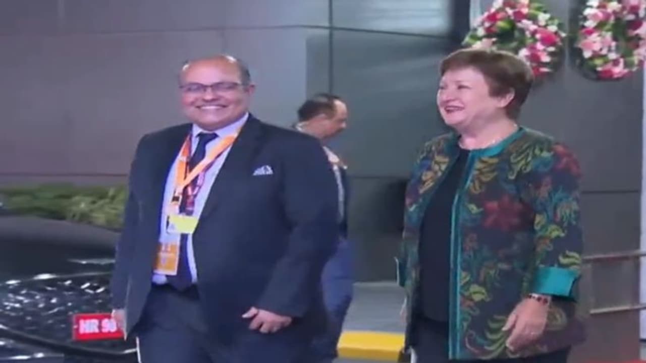 ஜி20 உச்சி மாநாடு: உலகத் தலைவர்களை உற்சாகமாக வரவேற்கும் இந்தியா! ஜி20 உச்சி மாநாடு: உலகத் தலைவர்களை உற்சாகமாக வரவேற்கும் இந்தியா!