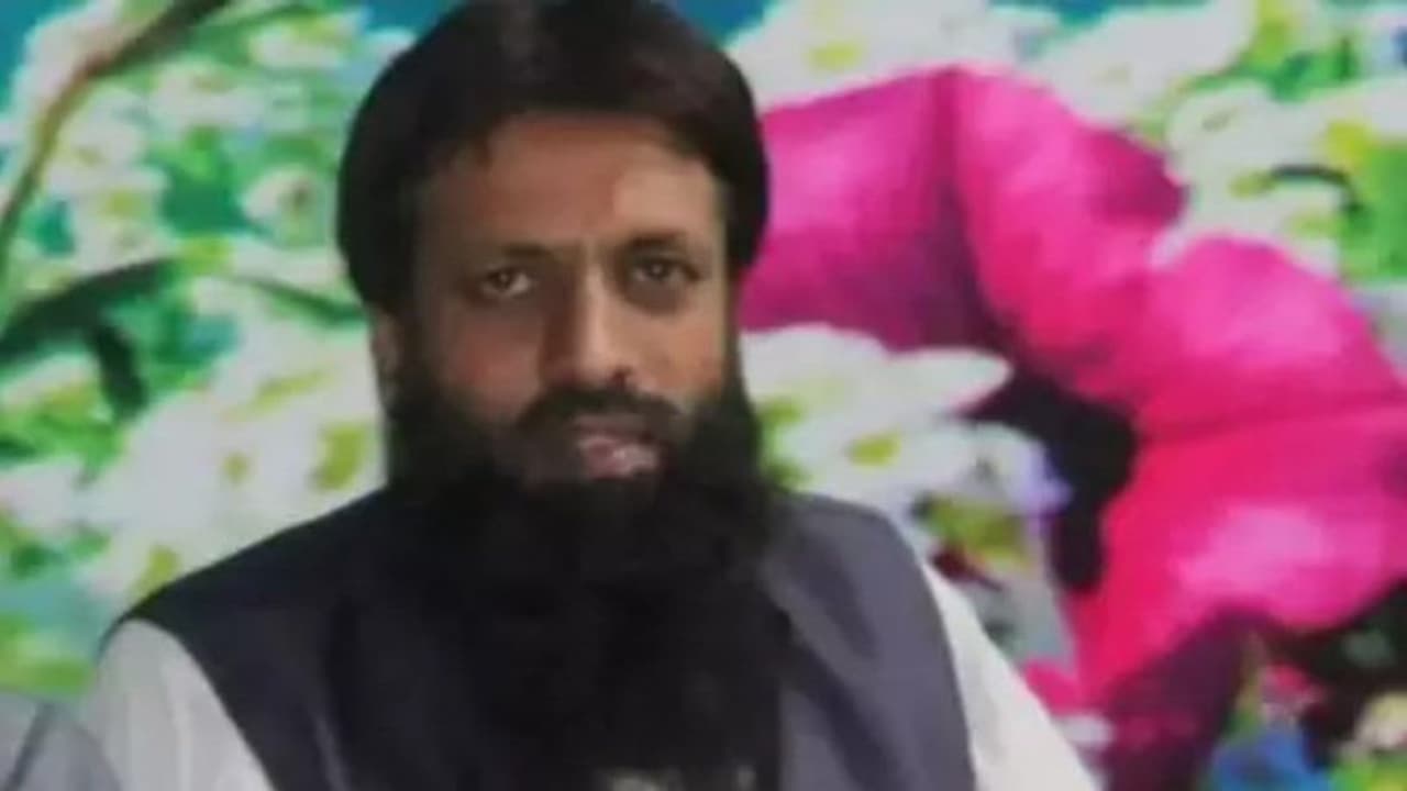 లష్కర్ టాప్ టెర్రరిస్ట్ కమాండర్ హతం.. పీవోకేలోని అల్ ఖుదుస్ మసీదులో ఘటన లష్కర్ టాప్ టెర్రరిస్ట్ కమాండర్ హతం.. పీవోకేలోని అల్ ఖుదుస్ మసీదులో ఘటన