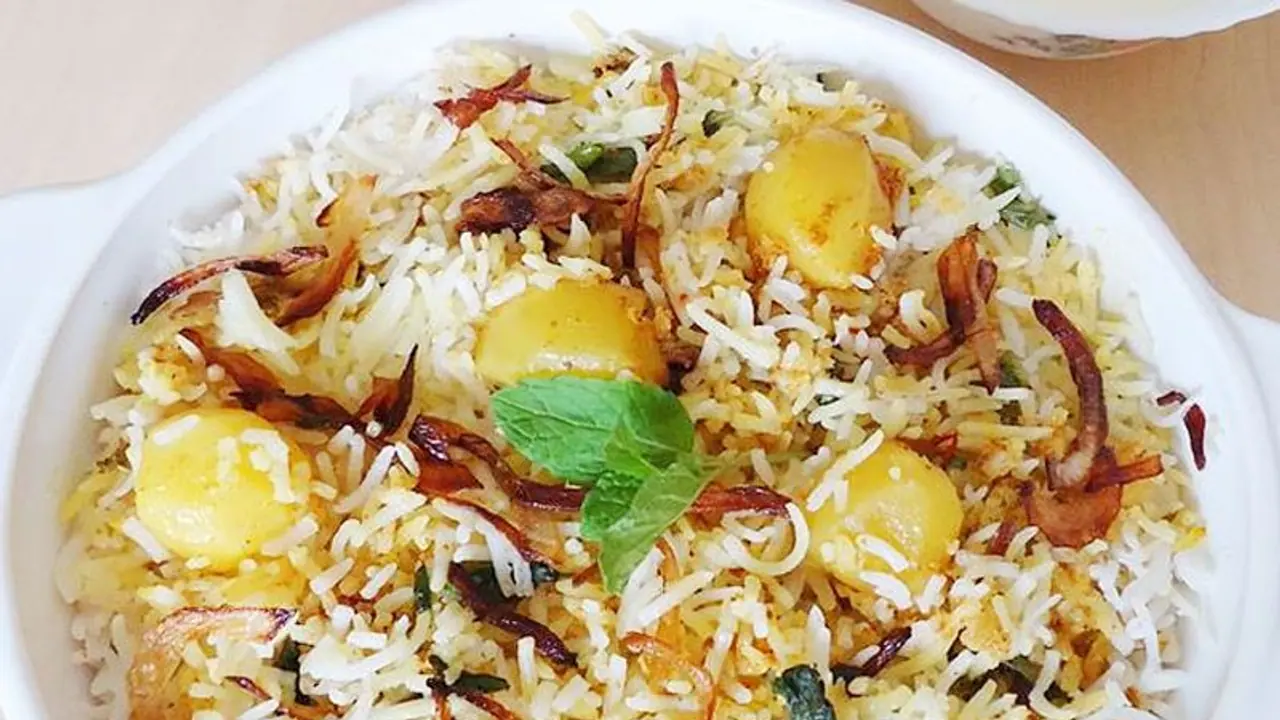 மணக்க.. மணக்க ... ருசியான உருளைக்கிழங்கு பிரியாணி.. ரெசிபி இதோ!