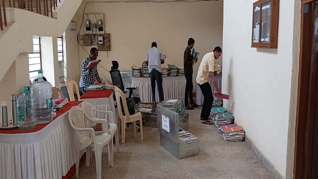 ಅಕ್ರಮ ಭೂ ಮಂಜೂರಾತಿ ಹಗರಣ: ಬಗೆದಷ್ಟು ಅಕ್ರಮಗಳು ಬಯಲು, ತನಿಖಾ ತಂಡಕ್ಕೆ ಶಾಕ್ ..!