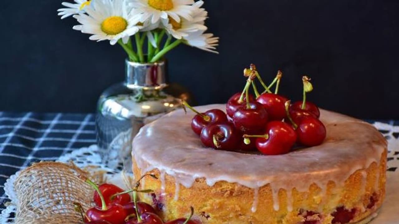 മുത്തശ്ശിയുടെ ഭക്ഷണശേഖരം പരിശോധിച്ച യുവതി ഞെട്ടി, 24 വർഷം പഴക്കമുള്ള ഭക്ഷണം മുതൽ മുത്തശ്ശിയുടെ ഭക്ഷണശേഖരം പരിശോധിച്ച യുവതി ഞെട്ടി, 24 വർഷം പഴക്കമുള്ള ഭക്ഷണം മുതൽ