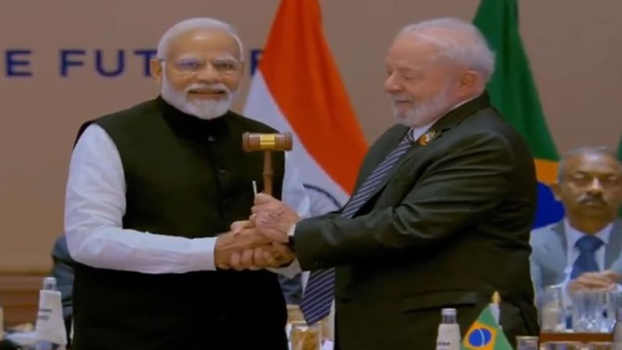 ஜி20 தலைமை பிரேசிலிடம் ஒப்படைப்பு: அதிகாரப்பூர்வமாக ஒப்படைத்தார் பிரதமர் மோடி!