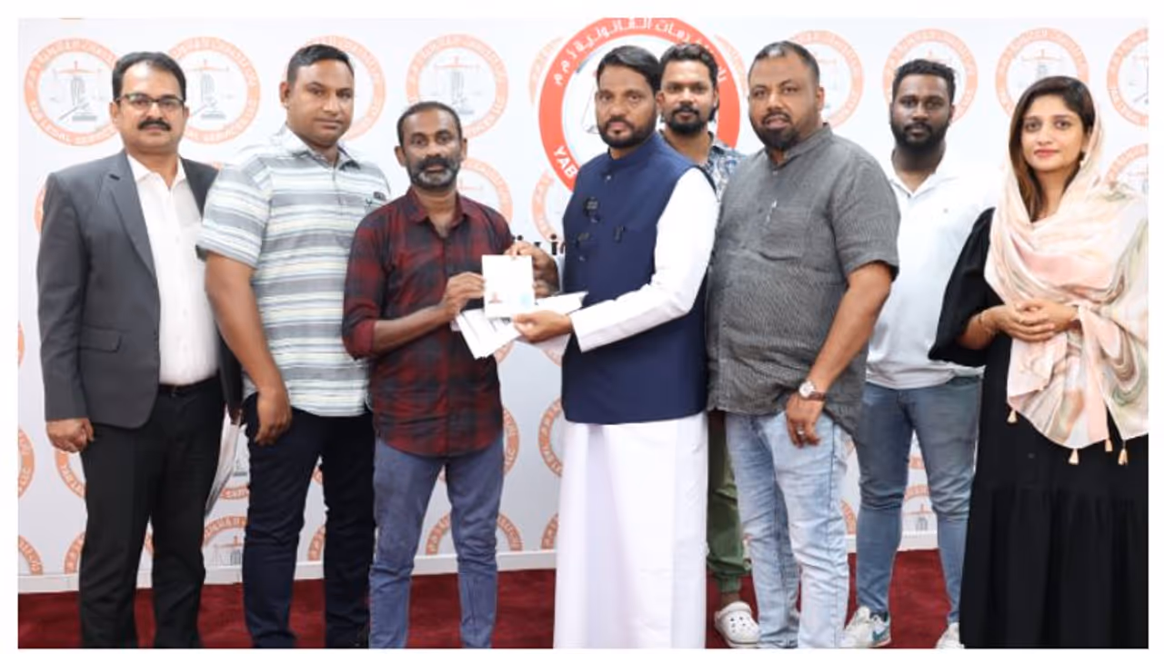 വാടക കൊടുക്കാനാകാതെ റൂമില്‍ നിന്നിറങ്ങി; വഴിയോരത്തു കഴിഞ്ഞ മലയാളിക്ക് തുണയായി സാമൂഹിക പ്രവര്‍ത്തകര്‍