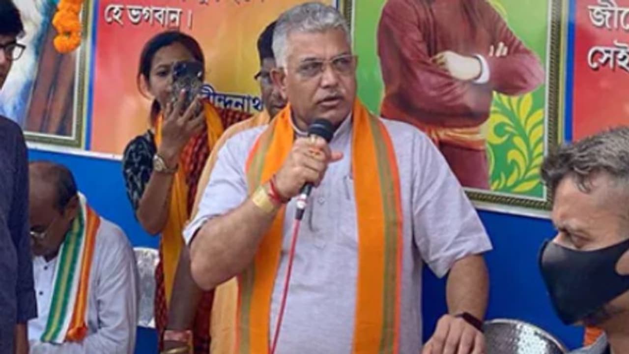 ഇന്ത്യയുടെ പേര് ഭാരത് എന്ന് മാറ്റും, ഇഷ്ടമില്ലാത്തവര്ക്ക് രാജ്യം വിടാമെന്ന് ബിജെപി എംപി ഇന്ത്യയുടെ പേര് ഭാരത് എന്ന് മാറ്റും, ഇഷ്ടമില്ലാത്തവര്ക്ക് രാജ്യം വിടാമെന്ന് ബിജെപി എംപി