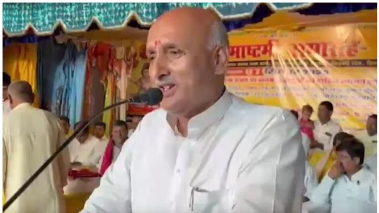 'ഇസ്ലാം തിന്മക്കെതിരെയാണ് വന്നത്, പ്രവാചകൻ മുഹമ്മദ് മര്യാദ പുരുഷോത്തമൻ'; വാഴ്ത്തി ബിഹാർ വിദ്യാഭ്യാസ മന്ത്രി 'ഇസ്ലാം തിന്മക്കെതിരെയാണ് വന്നത്, പ്രവാചകൻ മുഹമ്മദ് മര്യാദ പുരുഷോത്തമൻ'; വാഴ്ത്തി ബിഹാർ വിദ്യാഭ്യാസ മന്ത്രി