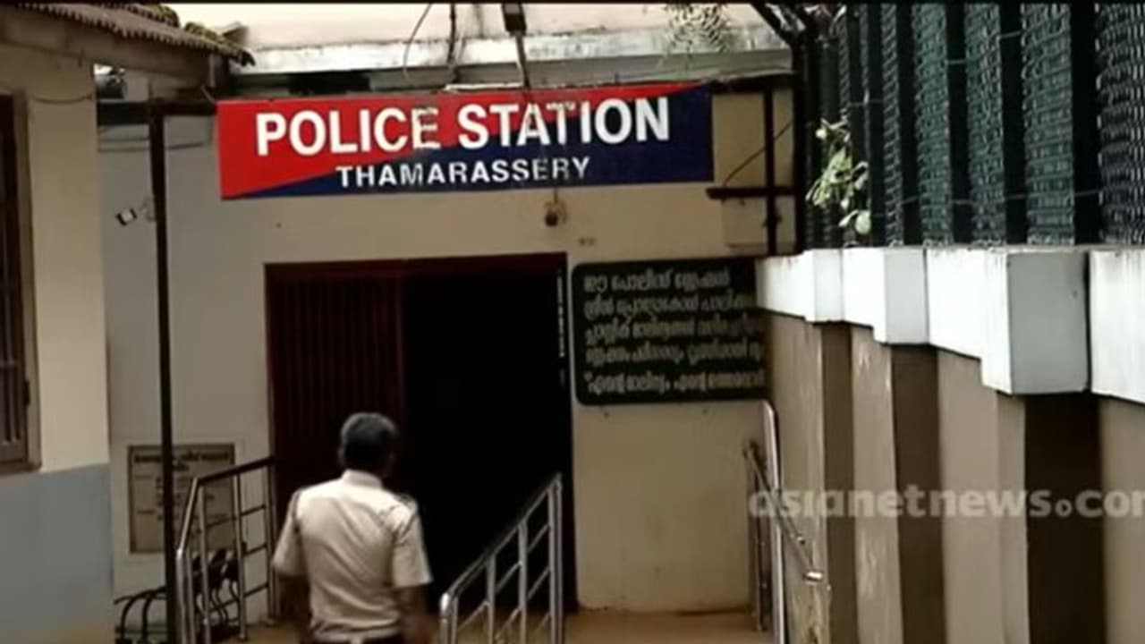 'ബാങ്ക് അക്കൗണ്ടിന് 3,000 പ്രതിഫലം'; വൻ കുരുക്കിൽ വിദ്യാർഥികൾ, അന്വേഷിച്ചെത്തിയത് രാജസ്ഥാൻ, ബംഗാൾ പൊലീസുകാർ 'ബാങ്ക് അക്കൗണ്ടിന് 3,000 പ്രതിഫലം'; വൻ കുരുക്കിൽ വിദ്യാർഥികൾ, അന്വേഷിച്ചെത്തിയത് രാജസ്ഥാൻ, ബംഗാൾ പൊലീസുകാർ