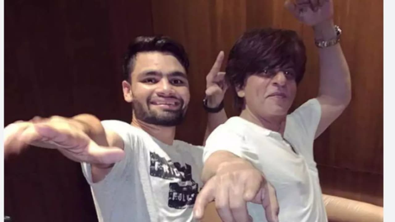 `జవాన్` సినిమా చూసిన రింకూ సింగ్.. షారూఖ్ రియాక్షన్ ఏంటంటే? `జవాన్` సినిమా చూసిన రింకూ సింగ్.. షారూఖ్ రియాక్షన్ ఏంటంటే?