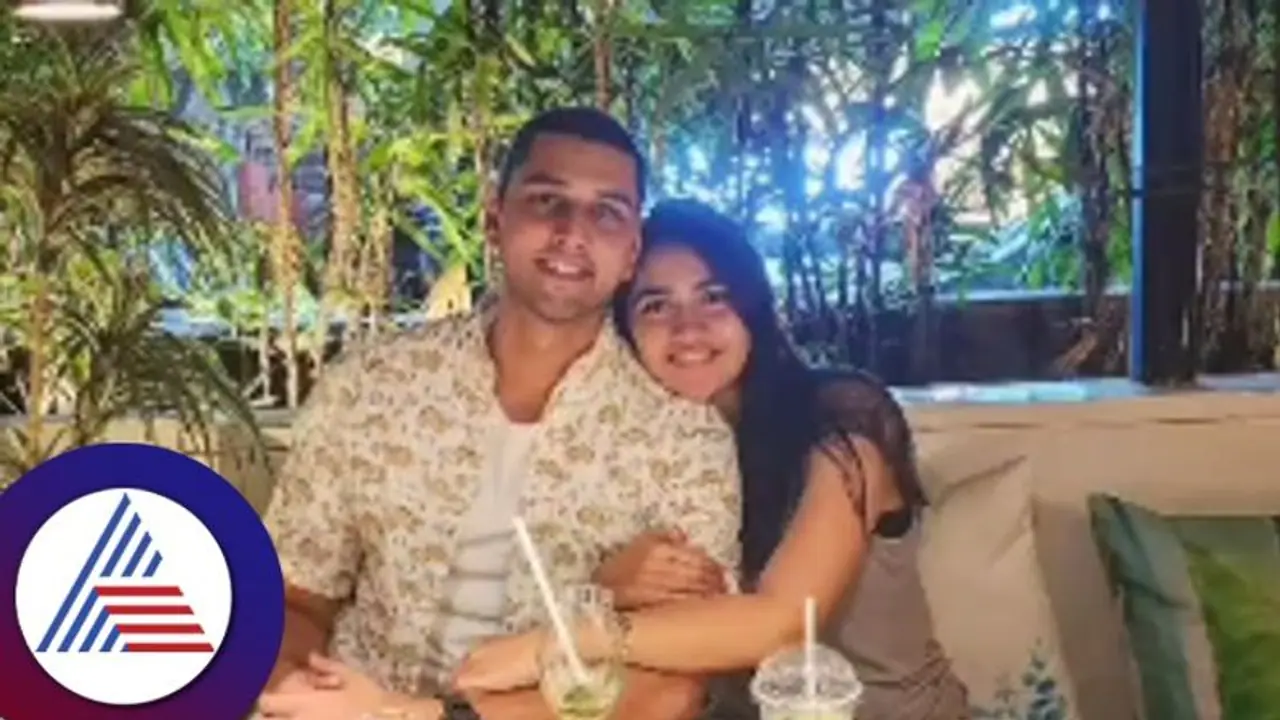 ರುಕ್ಮಿಣಿ ವಸಂತ್ ಎಂಗೇಜ್ಡ್, ಮತ್ತೆ ಯಾಮಾರ್ಬೇಡ ಗುರೂ; ರಕ್ಷಿತ್ ಶೆಟ್ಟಿಗೆ ಎಚ್ಚರಿಸಿದ ಫ್ಯಾನ್ಸ್! ರುಕ್ಮಿಣಿ ವಸಂತ್ ಎಂಗೇಜ್ಡ್, ಮತ್ತೆ ಯಾಮಾರ್ಬೇಡ ಗುರೂ; ರಕ್ಷಿತ್ ಶೆಟ್ಟಿಗೆ ಎಚ್ಚರಿಸಿದ ಫ್ಯಾನ್ಸ್!