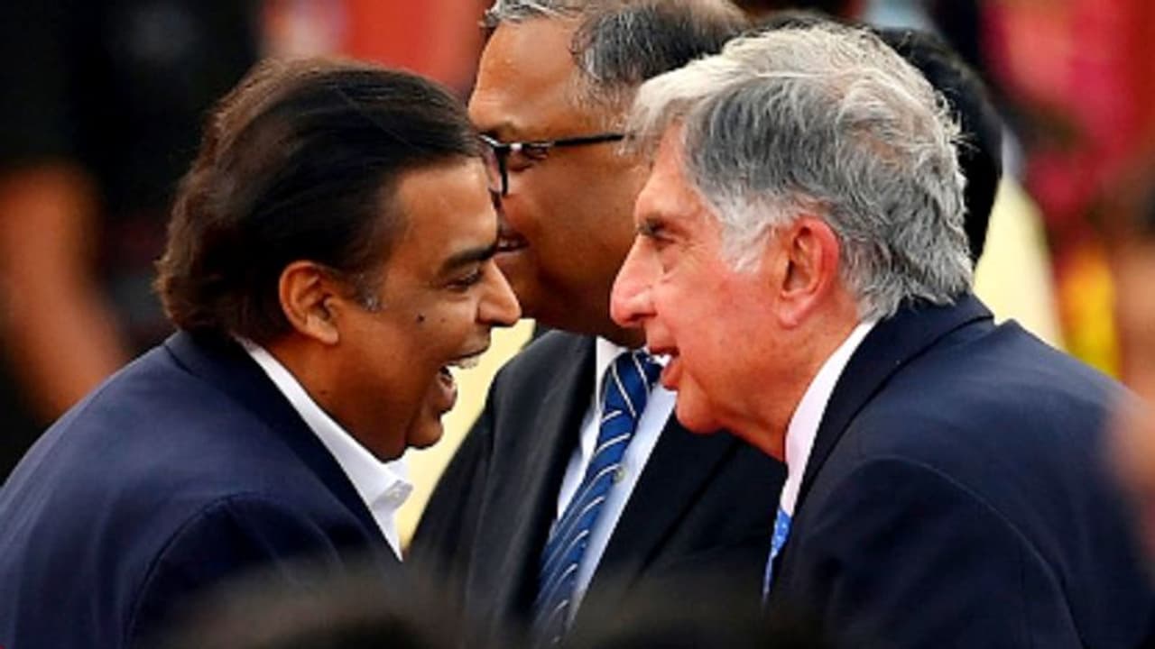 ഈ രംഗത്ത് ഇനി മത്സരം മുഖാമുഖം; പോരാടാൻ ഉറച്ച് ടാറ്റയും അംബാനിയും ഈ രംഗത്ത് ഇനി മത്സരം മുഖാമുഖം; പോരാടാൻ ഉറച്ച് ടാറ്റയും അംബാനിയും