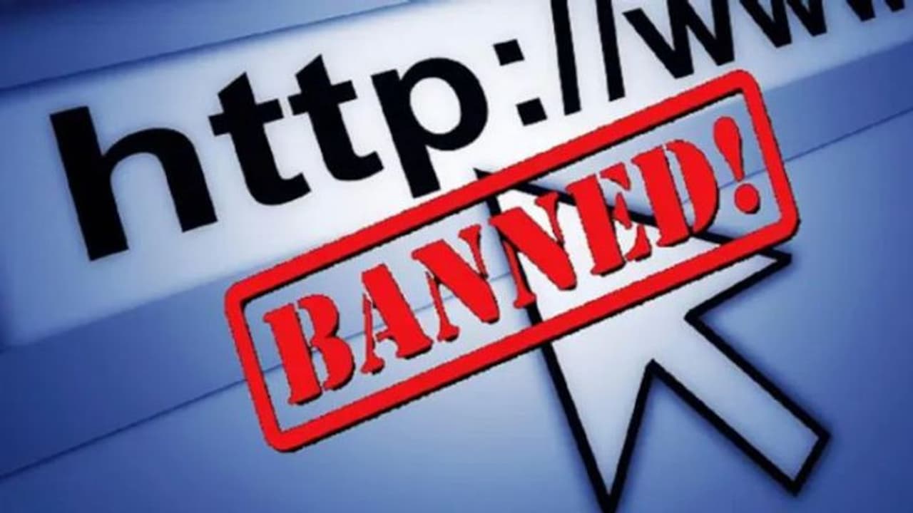 കടുത്ത നടപടിയുമായി കേന്ദ്ര സര്ക്കാര്; നൂറിലേറെ വെബ്സൈറ്റുകൾ നിരോധിച്ചു കടുത്ത നടപടിയുമായി കേന്ദ്ര സര്ക്കാര്; നൂറിലേറെ വെബ്സൈറ്റുകൾ നിരോധിച്ചു