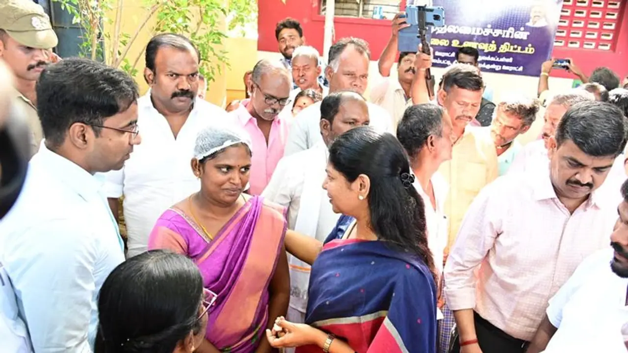 காலை உணவு திட்டத்தில் சாதிய பாகுபாடு? சர்ச்சைகளுக்கு முற்றுப்புள்ளி வைத்த கனிமொழி