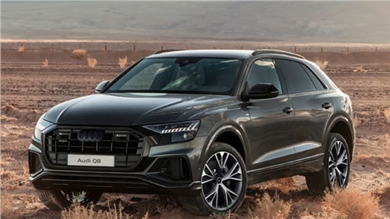 വിലയില് ഞെട്ടിച്ച് ഔഡി Q8 ലിമിറ്റഡ് എഡിഷൻ; എന്താണിത്ര പ്രത്യേകത? വിലയില് ഞെട്ടിച്ച് ഔഡി Q8 ലിമിറ്റഡ് എഡിഷൻ; എന്താണിത്ര പ്രത്യേകത?
