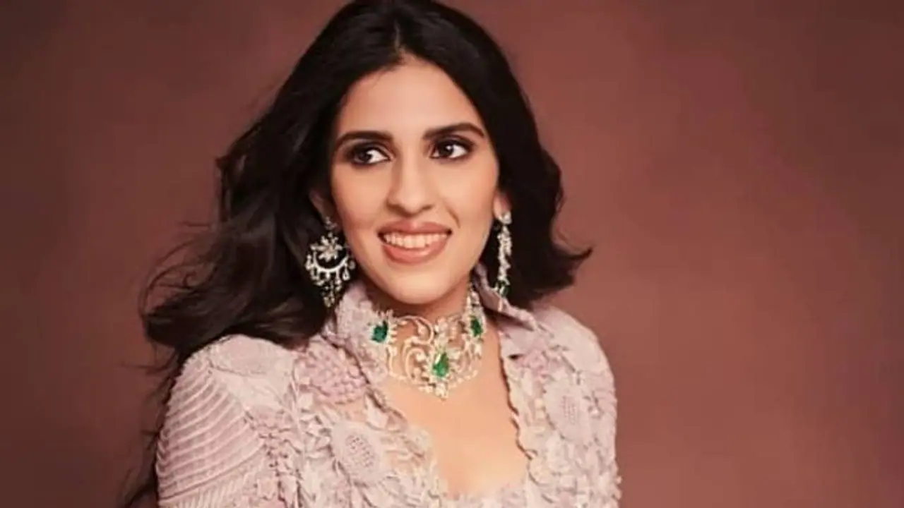 Shloka Mehta Profile: मुकेश अंबानी की बड़ी बहू, कार लवर श्लोका मेहता कौन हैं ? एजुकेशन, करियर, नेटवर्थ