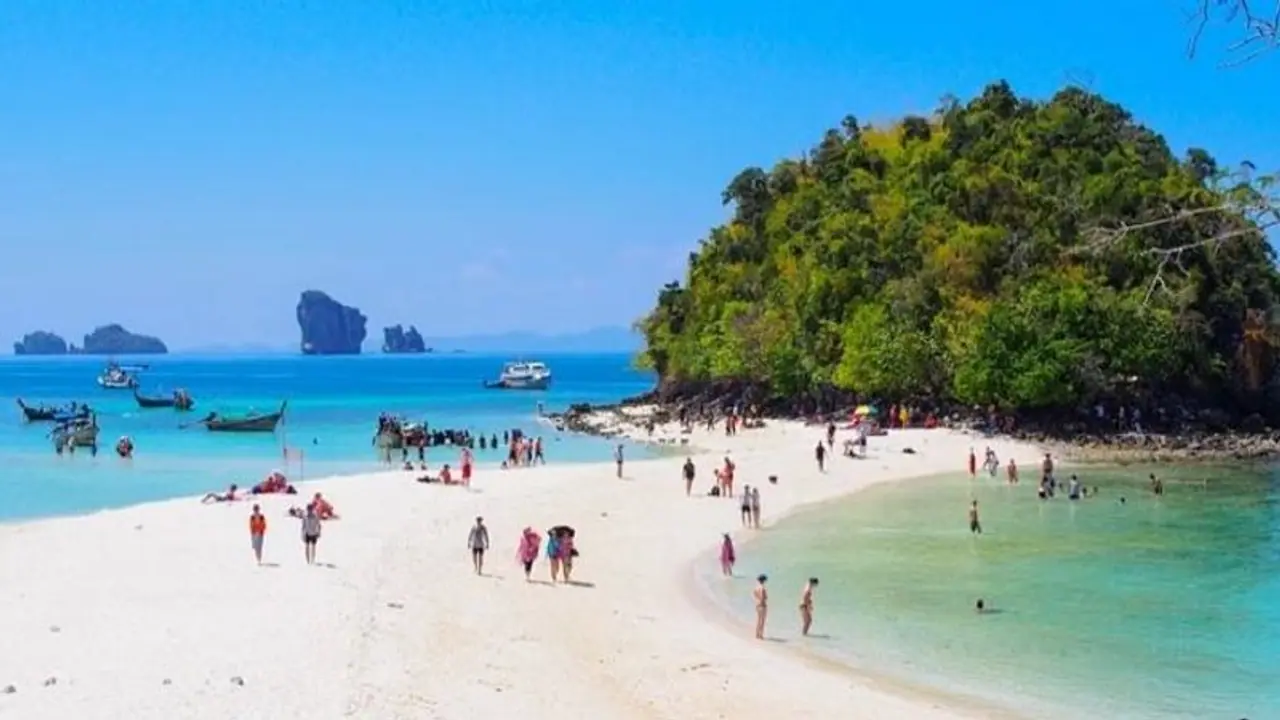 ಅತೀ ಹೆಚ್ಚು ಪ್ರವಾಸಿಗರ ದಟ್ಟಣೆ ಹೊಂದಿರುವ ವಿಶ್ವದ ಟಾಪ್‌ ದ್ವೀಪವಿದು, ನಿಮಗೂ ಟ್ರಿಪ್ ಹೋಗೋ ಪ್ಲಾನ್ ಇದೆಯಾ?