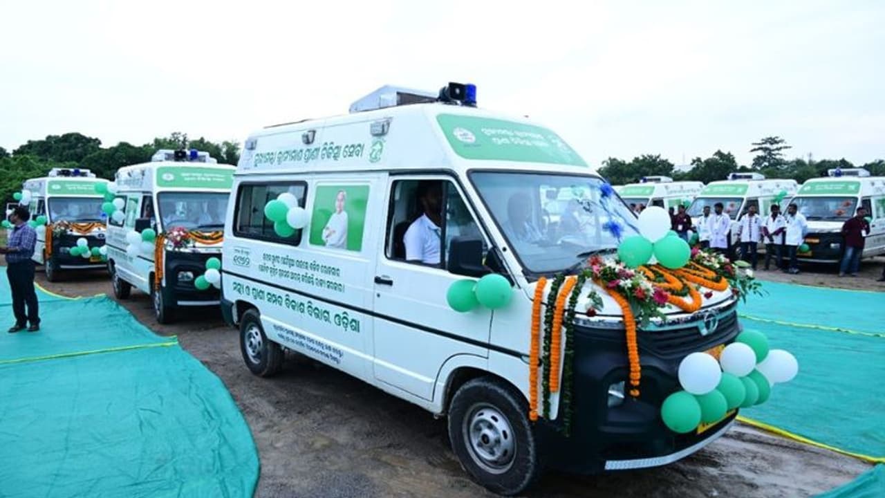 മൃഗസംരക്ഷണം, ഒഡിഷ സർക്കാരിന് 181 സ്പെഷ്യല് വിംഗർ വാനുകൾ നല്കി ടാറ്റ മോട്ടോഴ്സ് മൃഗസംരക്ഷണം, ഒഡിഷ സർക്കാരിന് 181 സ്പെഷ്യല് വിംഗർ വാനുകൾ നല്കി ടാറ്റ മോട്ടോഴ്സ്