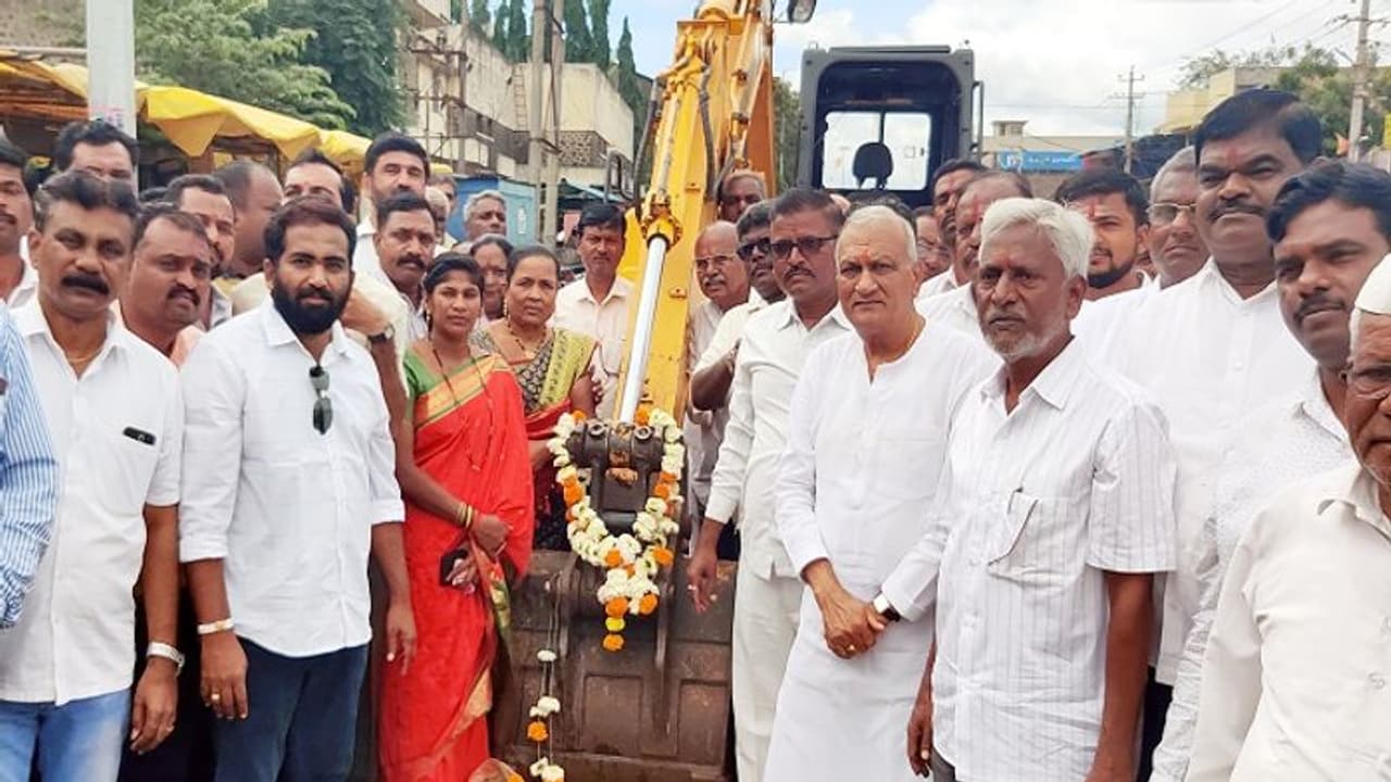 ದೇವೇಗೌಡ ಅಮಿತ್ ಶಾ ಭೇಟಿ: ಯಾರೆಲ್ಲ ಒಂದಾದರೂ ಕಾಂಗ್ರೆಸ್ಗೆ ಭಯವಿಲ್ಲ, ರಾಜು ಕಾಗೆ ದೇವೇಗೌಡ ಅಮಿತ್ ಶಾ ಭೇಟಿ: ಯಾರೆಲ್ಲ ಒಂದಾದರೂ ಕಾಂಗ್ರೆಸ್ಗೆ ಭಯವಿಲ್ಲ, ರಾಜು ಕಾಗೆ