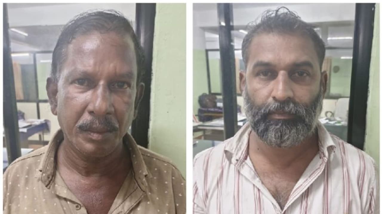 സ്വന്തമായി മുക്കുപണ്ടം നിര്മിച്ച് ബാങ്കുകളില് പണയം വെച്ചു; ലക്ഷങ്ങള് തട്ടിയ രണ്ടംഗ സംഘം പിടിയില് സ്വന്തമായി മുക്കുപണ്ടം നിര്മിച്ച് ബാങ്കുകളില് പണയം വെച്ചു; ലക്ഷങ്ങള് തട്ടിയ രണ്ടംഗ സംഘം പിടിയില്