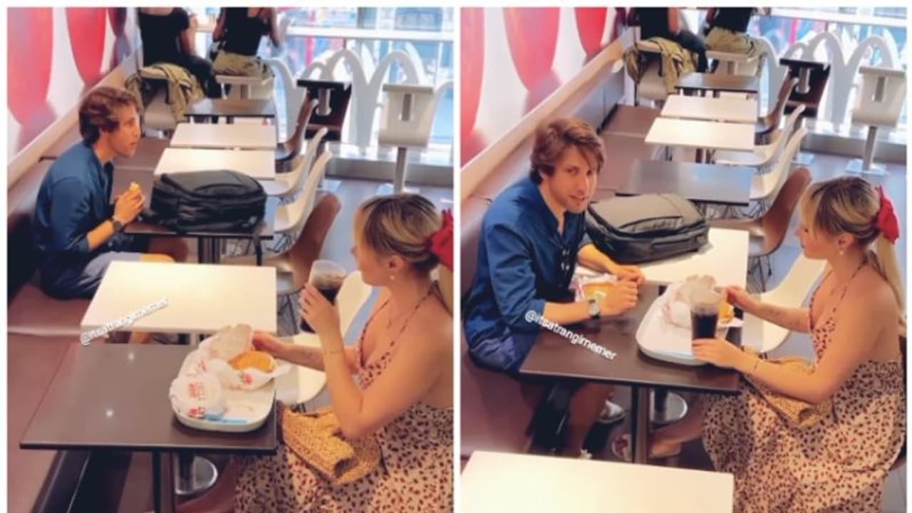 'ഇതാണ് രാജ്ഞി'; ഒറ്റയ്ക്കിരുന്ന് ഭക്ഷണം കഴിക്കുന്ന യുവാവിനെ ഒപ്പം ഭക്ഷണം കഴിക്കാന് ക്ഷണിച്ച യുവതിക്ക് പ്രശംസ! 'ഇതാണ് രാജ്ഞി'; ഒറ്റയ്ക്കിരുന്ന് ഭക്ഷണം കഴിക്കുന്ന യുവാവിനെ ഒപ്പം ഭക്ഷണം കഴിക്കാന് ക്ഷണിച്ച യുവതിക്ക് പ്രശംസ!