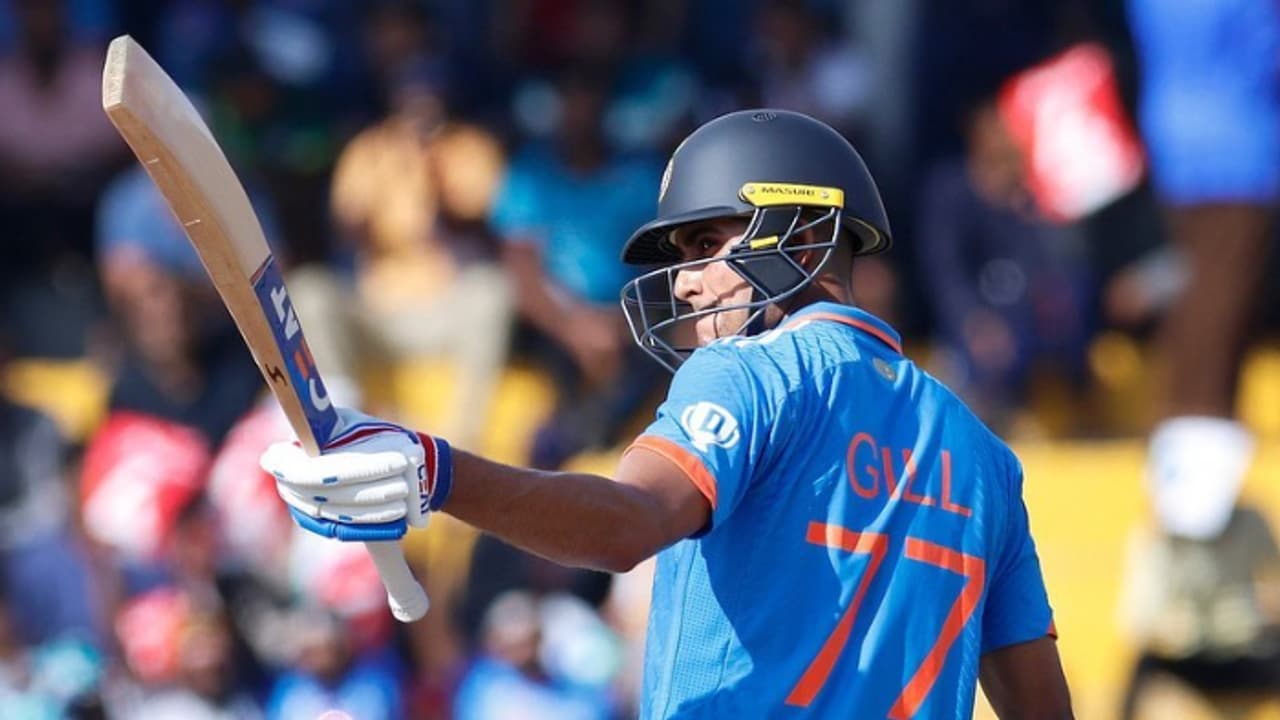 Asia Cup 2023: కెఎల్ రాహుల్ అవుట్... మూడో వికెట్ కోల్పోయిన టీమిండియా! శుబ్మన్ గిల్ హాఫ్ సెంచరీ.. Asia Cup 2023: కెఎల్ రాహుల్ అవుట్... మూడో వికెట్ కోల్పోయిన టీమిండియా! శుబ్మన్ గిల్ హాఫ్ సెంచరీ..