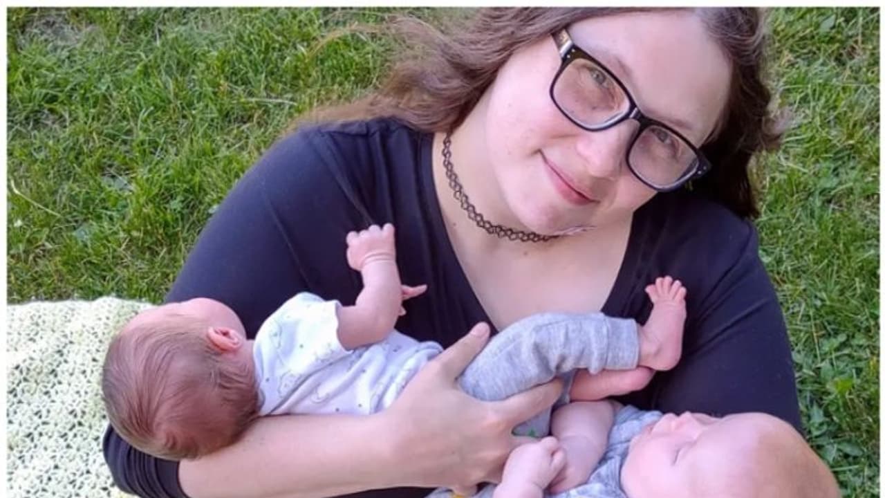 10 കുട്ടികളുടെ അച്ഛനായ പുരുഷനെ വിവാഹം കഴിക്കാൻ ആഗ്രഹിച്ച് 12 കുട്ടികളുടെ അമ്മയായ യുഎസ് യുവതി !