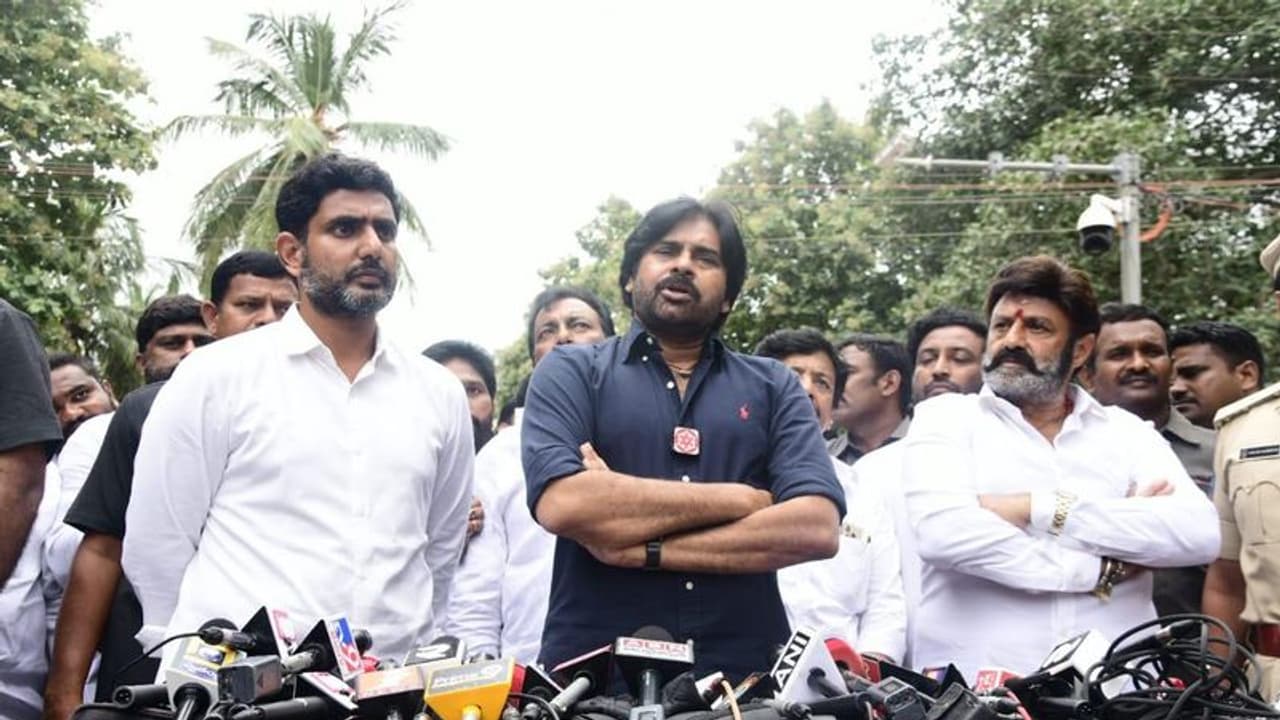 చంద్రబాబుతో పొత్తు: అమిత్ షా, నడ్డాలకు పవన్ కల్యాణ్ వివరణ