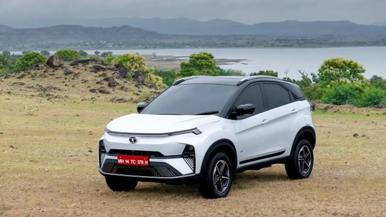 വില 8.10 ലക്ഷം മാത്രം, അതിശയിപ്പിക്കും ഫീച്ചറുകളും; ലുക്ക് മാറി രാജ്യത്തെ ഏറ്റവും സുരക്ഷിതമായ എസ്‌യുവി!