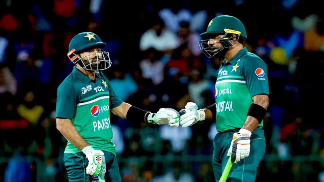 Sri Lanka vs Pakistan: கடைசில காட்டு காட்டுன்னு காட்டிய முகமது ரிஸ்வான் – நிம்மதி பெருமூச்சுவிட்ட பாகிஸ்தான்! Sri Lanka vs Pakistan: கடைசில காட்டு காட்டுன்னு காட்டிய முகமது ரிஸ்வான் – நிம்மதி பெருமூச்சுவிட்ட பாகிஸ்தான்!