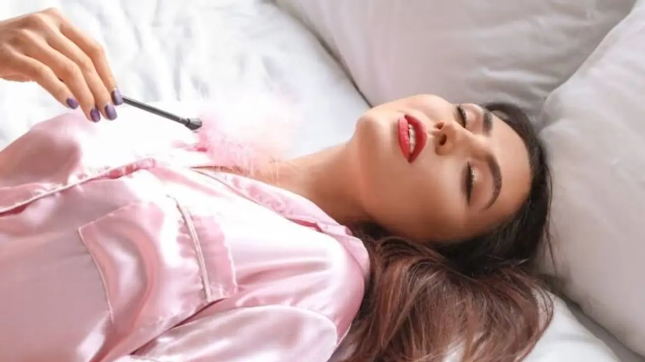 மனநலம் மற்றும் உடல்நலம்.. சுயஇன்பத்தில் இவ்வளவு நன்மைகள் இருக்கா? பெண்களே நீங்க கட்டாயம் தெரிஞ்சுக்கணும்! மனநலம் மற்றும் உடல்நலம்.. சுயஇன்பத்தில் இவ்வளவு நன்மைகள் இருக்கா? பெண்களே நீங்க கட்டாயம் தெரிஞ்சுக்கணும்!