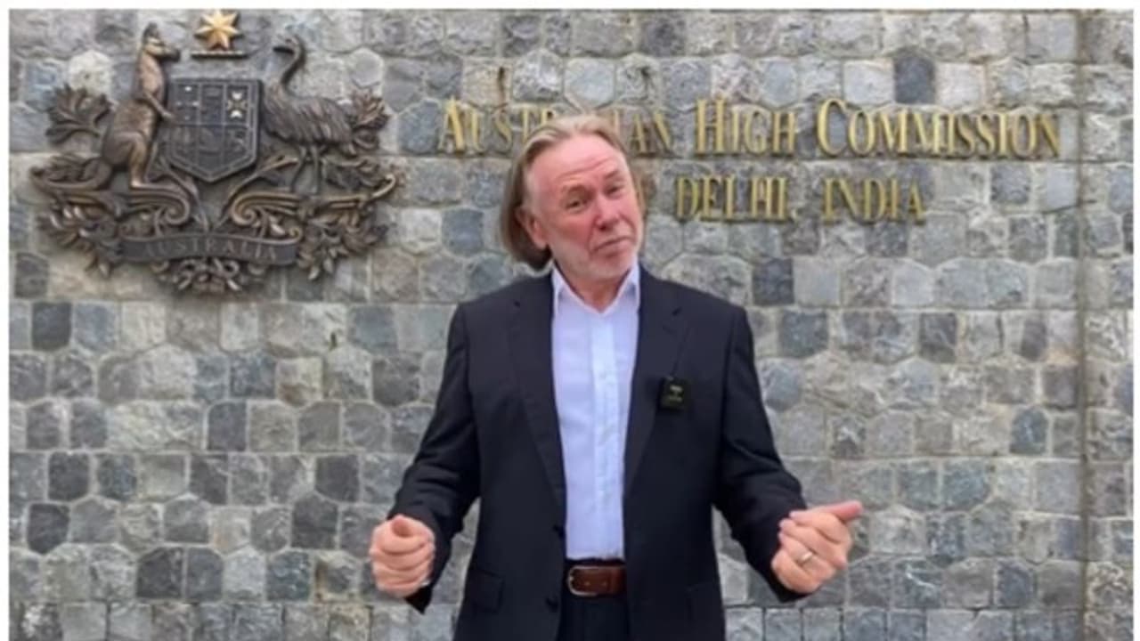 ഹിന്ദി പഴമൊഴികളുമായി ഓസ്ട്രേലിയന് നയതന്ത്ര ഉദ്യോഗസ്ഥര്, അഭിനന്ദിച്ച് പ്രധാനമന്ത്രി ഹിന്ദി പഴമൊഴികളുമായി ഓസ്ട്രേലിയന് നയതന്ത്ര ഉദ്യോഗസ്ഥര്, അഭിനന്ദിച്ച് പ്രധാനമന്ത്രി