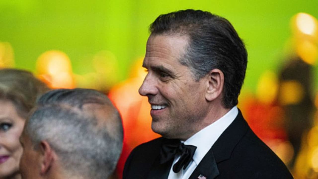 തോക്ക് വാങ്ങുമ്പോള് തെറ്റായ വിവരം നല്കി, ലഹരി ഉപയോഗം മറച്ചുവെച്ചു; ഹണ്ടർ ബൈഡനെതിരെ കുറ്റപത്രം തോക്ക് വാങ്ങുമ്പോള് തെറ്റായ വിവരം നല്കി, ലഹരി ഉപയോഗം മറച്ചുവെച്ചു; ഹണ്ടർ ബൈഡനെതിരെ കുറ്റപത്രം