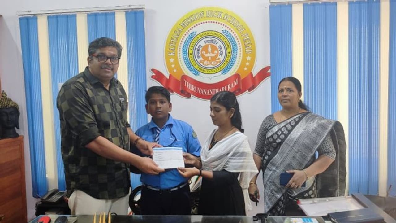 വിദ്യാർത്ഥികൾക്കായി ഇൻഷുറൻസ് പദ്ധതി! രക്ഷിതാക്കളുടെയും കണ്ണീരൊപ്പുന്ന കരുതൽ കരങ്ങൾ, ഈ സ്കൂൾ വേറെ ലെവലാണ്