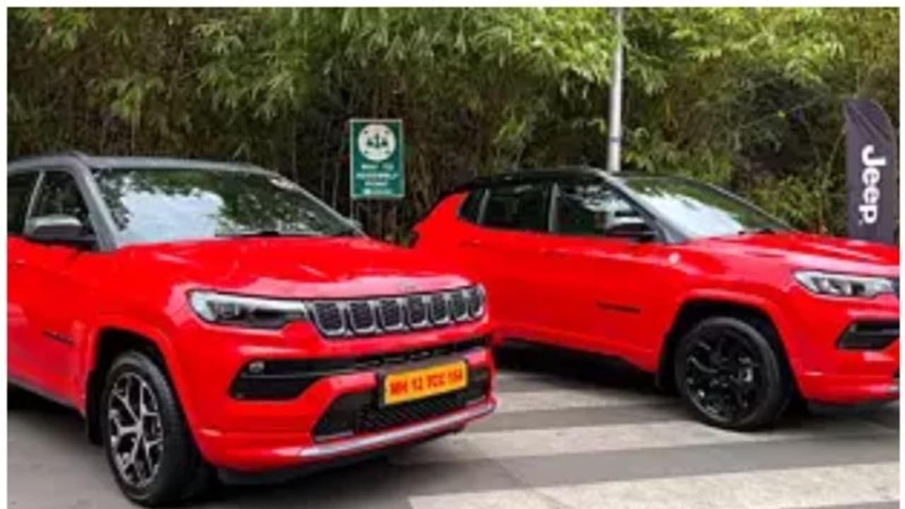 ഹൈബ്രിഡ്, ഇവി ഹൃദയങ്ങളുമായി പുതിയ കോംപസിനെ അവതരിപ്പിച്ച് ജീപ്പ് ഹൈബ്രിഡ്, ഇവി ഹൃദയങ്ങളുമായി പുതിയ കോംപസിനെ അവതരിപ്പിച്ച് ജീപ്പ്