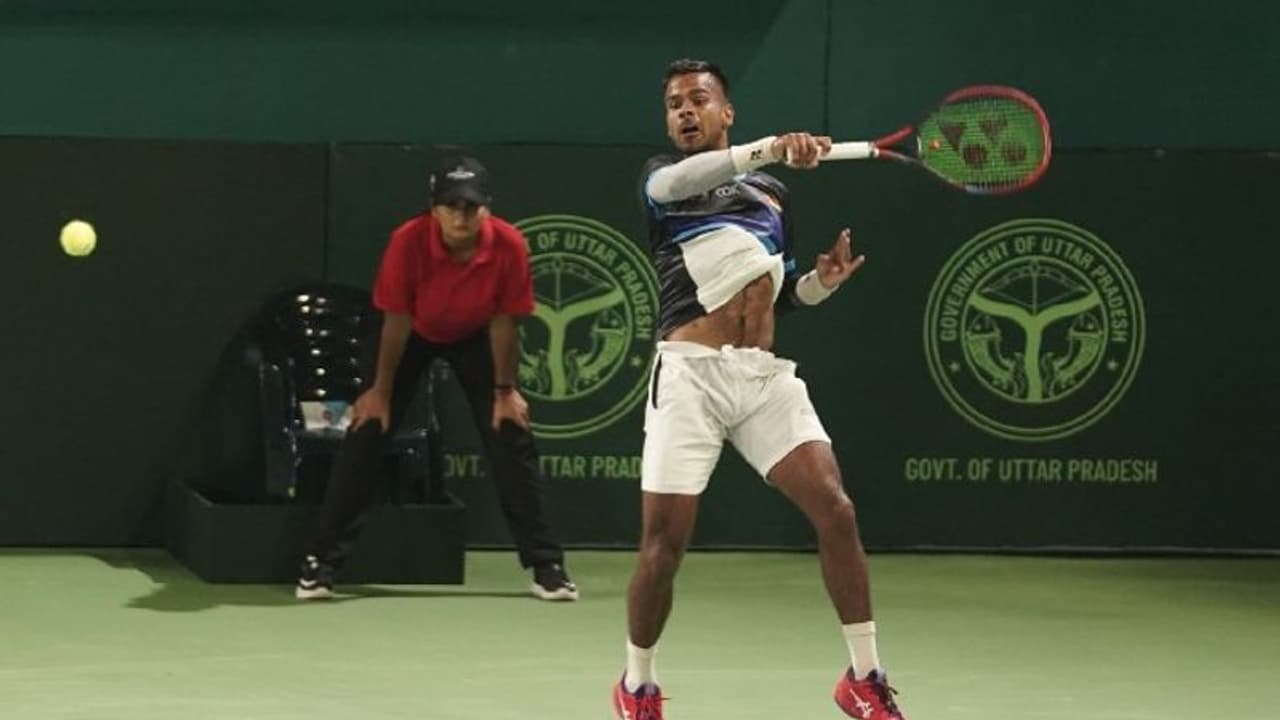 Davis Cup 2023: ಭಾರತದ ಕಮ್ಬ್ಯಾಕ್ಗೆ ನೆರವಾದ ಸುಮಿತ್ ನಗಾಲ್ Davis Cup 2023: ಭಾರತದ ಕಮ್ಬ್ಯಾಕ್ಗೆ ನೆರವಾದ ಸುಮಿತ್ ನಗಾಲ್