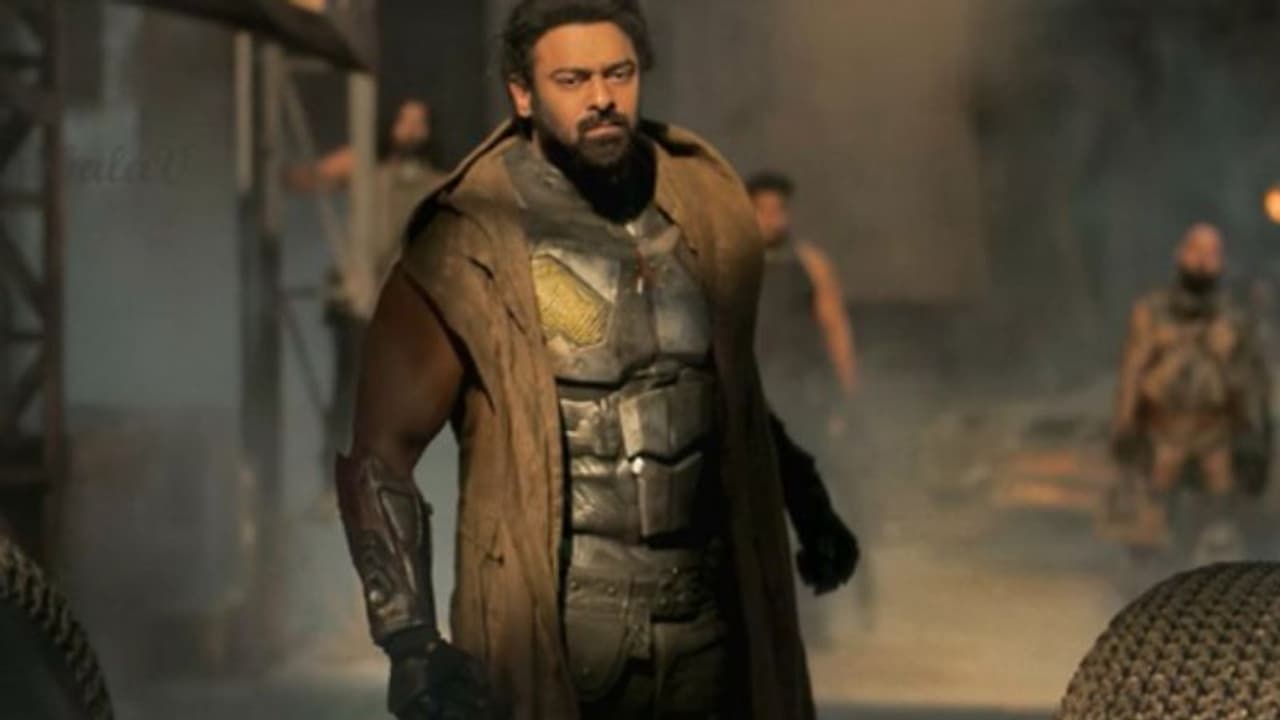 ചിത്രം ചോര്ന്നതില് നിരാശനായി പ്രഭാസ്, കമ്പനിയോട് വൻ തുക നഷ്ടപരിഹാരം ആവശ്യപ്പെട്ട് നിര്മാതാക്കള് ചിത്രം ചോര്ന്നതില് നിരാശനായി പ്രഭാസ്, കമ്പനിയോട് വൻ തുക നഷ്ടപരിഹാരം ആവശ്യപ്പെട്ട് നിര്മാതാക്കള്