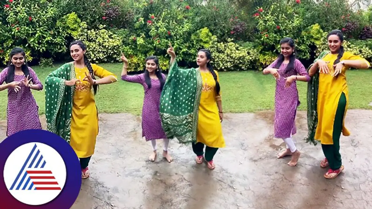 'ಬಾದಲ್ ಬರ್ಸಾ'ಗೆ ಪುಟ್ಟಕ್ಕನ ಮಕ್ಕಳ ಸೂಪರ್ ಡ್ಯಾನ್ಸ್: ಮೆಸ್ ಸುಟ್ಟೋದ್ರೂ ಹೀಗ್ ಮಾಡೋದಾ ಅಂದ ಫ್ಯಾನ್ಸ್ 'ಬಾದಲ್ ಬರ್ಸಾ'ಗೆ ಪುಟ್ಟಕ್ಕನ ಮಕ್ಕಳ ಸೂಪರ್ ಡ್ಯಾನ್ಸ್: ಮೆಸ್ ಸುಟ್ಟೋದ್ರೂ ಹೀಗ್ ಮಾಡೋದಾ ಅಂದ ಫ್ಯಾನ್ಸ್