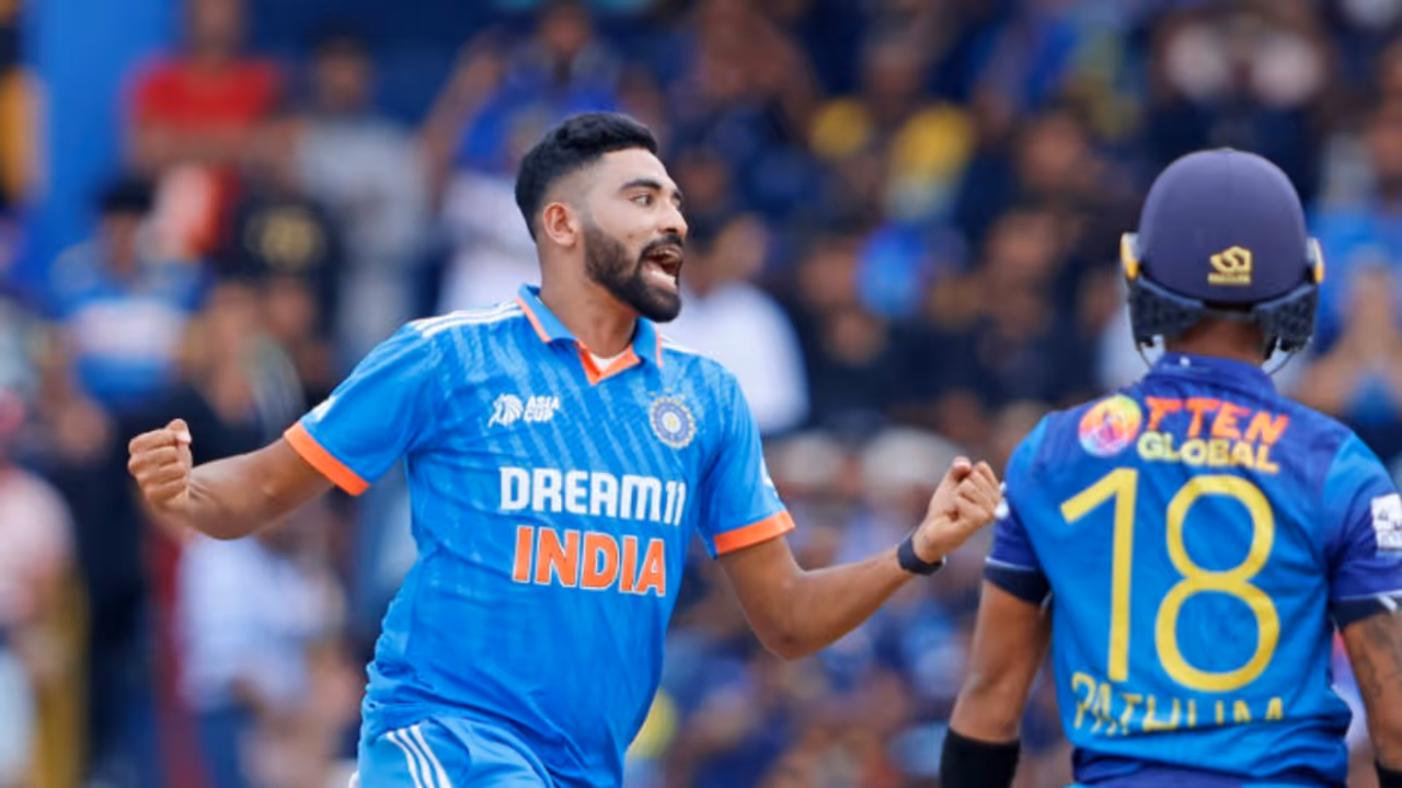 Asia Cup 2023: ಮೊಹಮ್ಮದ್ ಸಿರಾಜ್ ಬಿರುಗಾಳಿ, ಒಂದೇ ಓವರ್‌ನಲ್ಲಿ 4 ವಿಕೆಟ್ ಪತನ..!