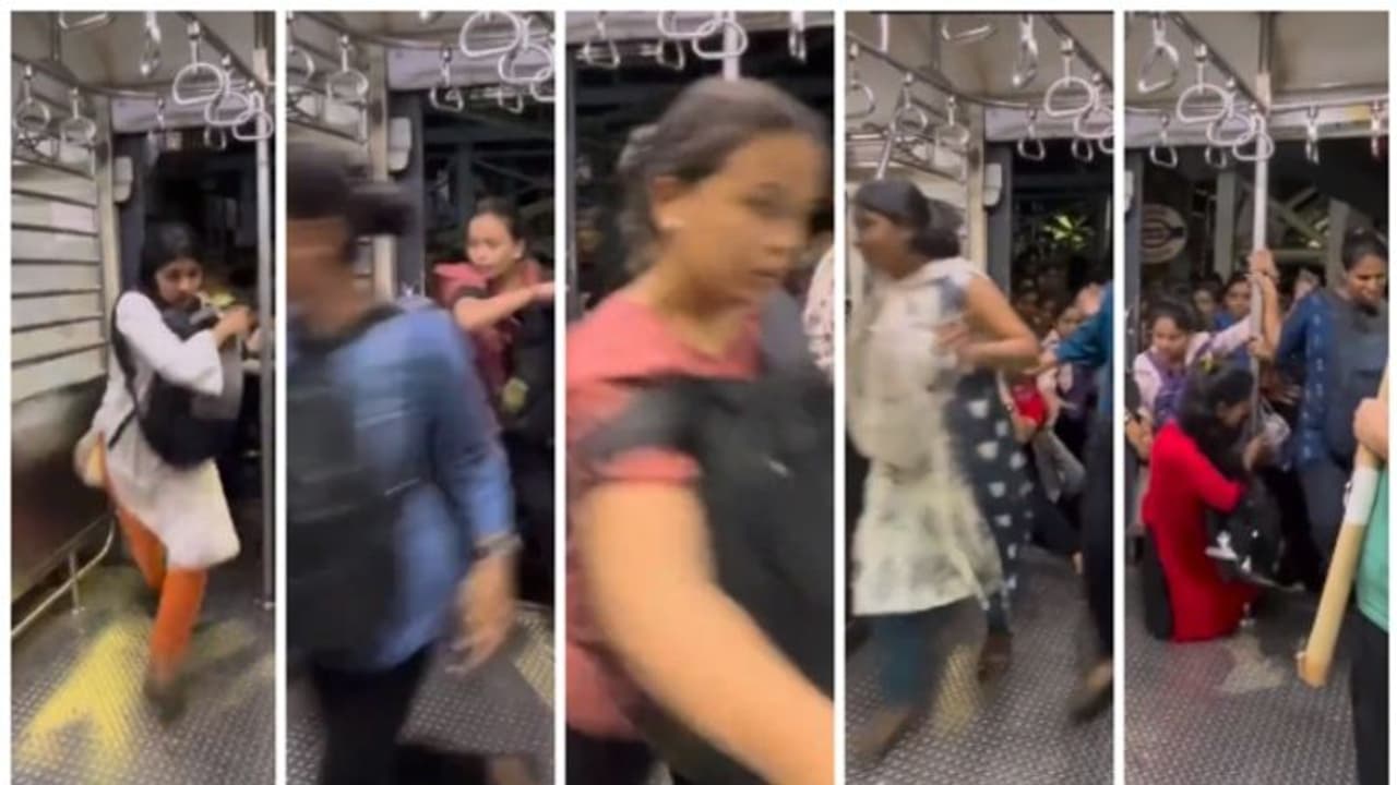 'യേ ദില് ഹൈ മുഷ്കില് ജീനാ യഹാ...'; മുംബൈ ലോക്കല് ട്രെയിനില് കയറാനുള്ള തിരക്കിന്റെ വീഡിയോ ! 'യേ ദില് ഹൈ മുഷ്കില് ജീനാ യഹാ...'; മുംബൈ ലോക്കല് ട്രെയിനില് കയറാനുള്ള തിരക്കിന്റെ വീഡിയോ !