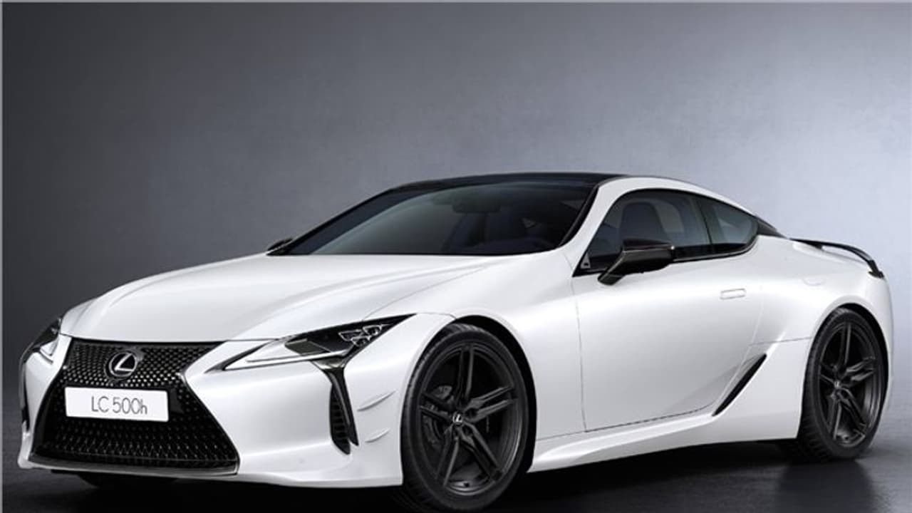 രണ്ടരക്കോടിയുടെ കാറുമായി ഇന്നോവ മുതലാളിയുടെ 'ടോപ്പ് ക്ലാസ് ഓണ്‍ലി' വിഭാഗം!