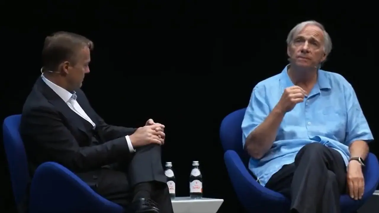 భారత్ అభివృద్ధిని ఏ శక్తీ ఆపలేదు...ప్రధాని మోదీని ఆ తరం చైనా నేతతో పోల్చిన అమెరికన్ ఇన్వెస్టర్ రే డాలియో భారత్ అభివృద్ధిని ఏ శక్తీ ఆపలేదు...ప్రధాని మోదీని ఆ తరం చైనా నేతతో పోల్చిన అమెరికన్ ఇన్వెస్టర్ రే డాలియో