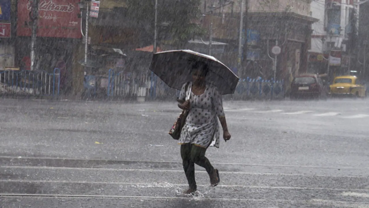 ರಾಜ್ಯಾದ್ಯಂತ ಭರ್ಜರಿ ಮಳೆ: ರೈತರಿಗೆ ಸಿಹಿ ಕಹಿ