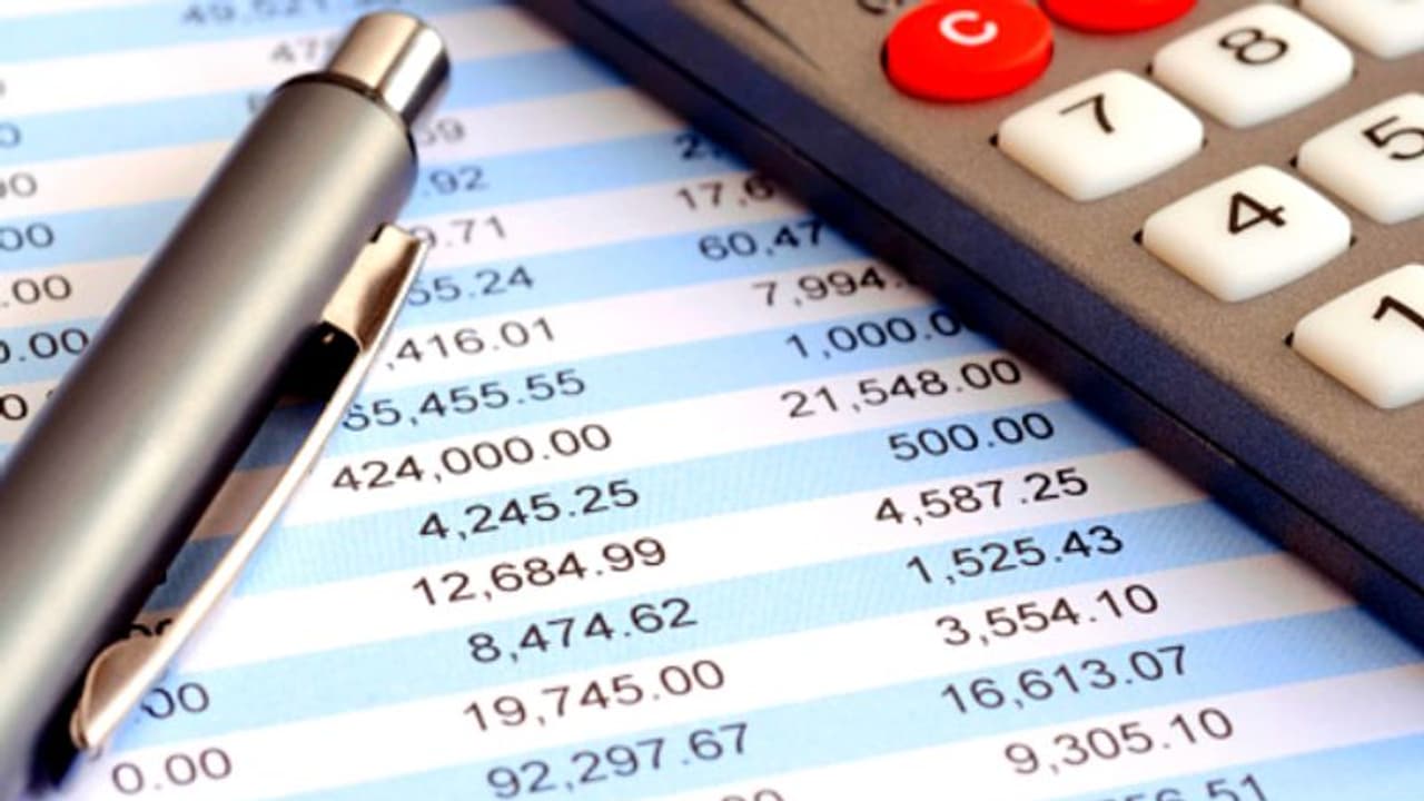 മിനിമം ബാലൻസ് ഇല്ലേ അക്കൗണ്ടിൽ; ബാങ്കുകൾക്ക് തോന്നുന്ന പോലെ പിഴ ഈടാക്കാനാകില്ല മിനിമം ബാലൻസ് ഇല്ലേ അക്കൗണ്ടിൽ; ബാങ്കുകൾക്ക് തോന്നുന്ന പോലെ പിഴ ഈടാക്കാനാകില്ല