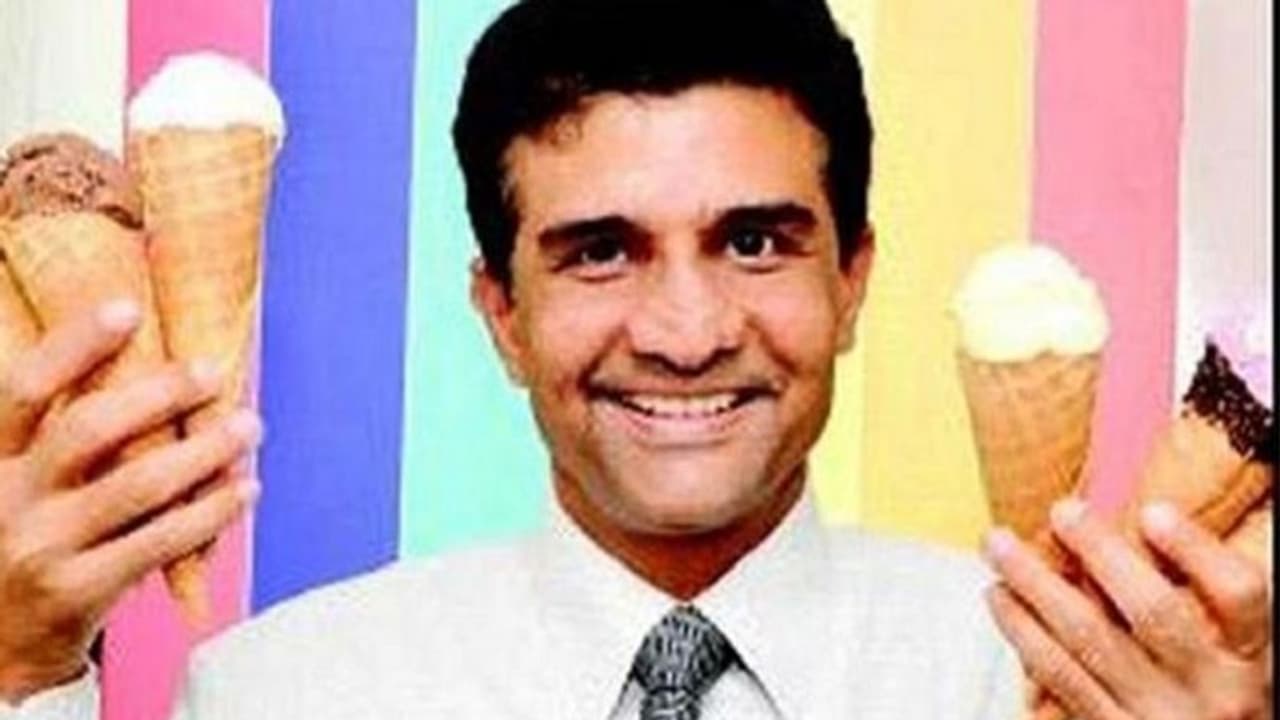 9ನೇ ಕ್ಲಾಸ್ ಫೇಲ್ ಆದ ವ್ಯಕ್ತಿ ಈಗ 1,843 ಕೋಟಿ ಮೌಲ್ಯದ ಐಸ್ಕ್ರೀಂ ಕಂಪನಿಯ ಬಾಸ್! 9ನೇ ಕ್ಲಾಸ್ ಫೇಲ್ ಆದ ವ್ಯಕ್ತಿ ಈಗ 1,843 ಕೋಟಿ ಮೌಲ್ಯದ ಐಸ್ಕ್ರೀಂ ಕಂಪನಿಯ ಬಾಸ್!