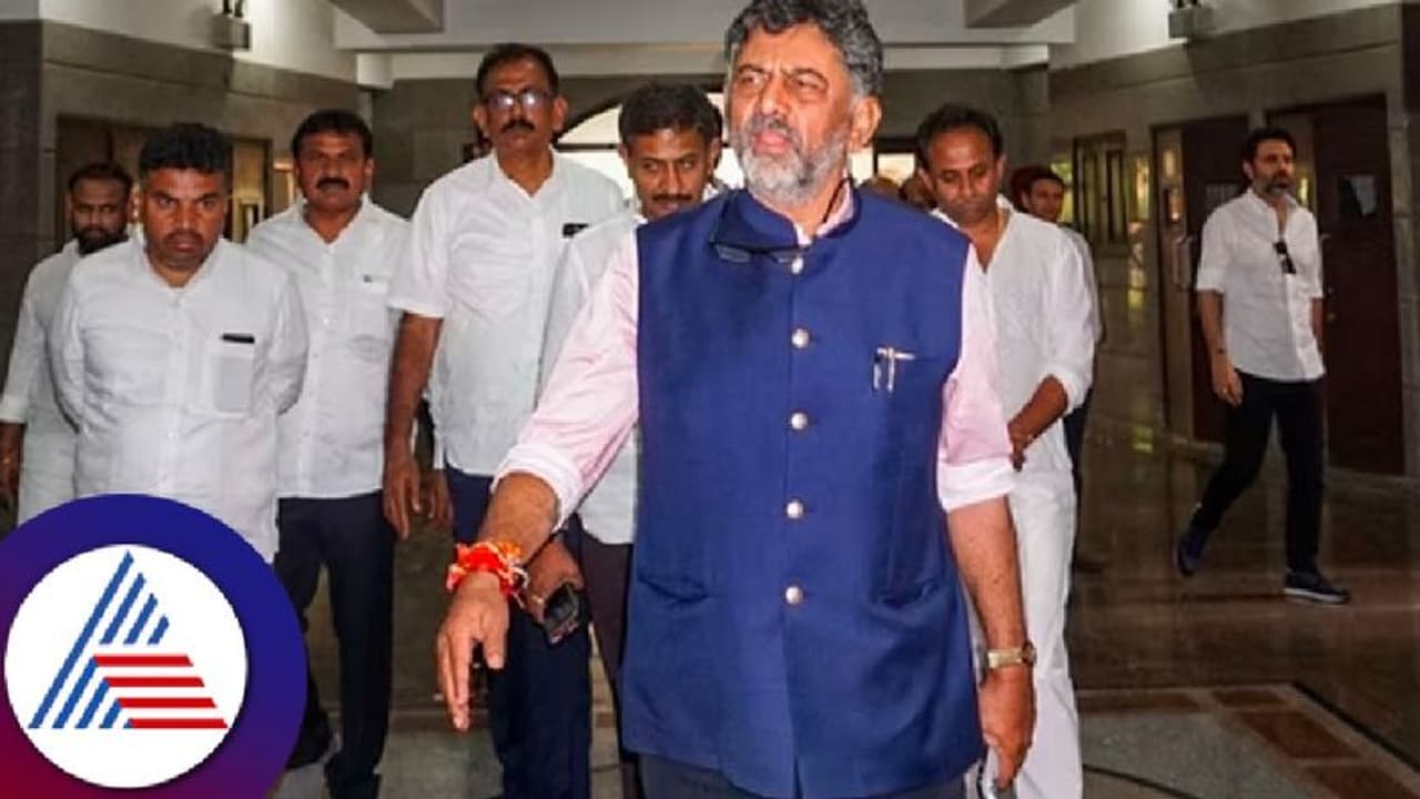 ತಮಿಳನಾಡಿಗೆ ನೀರು ಬಿಡೋಕೆ ಇಷ್ಟ ಇಲ್ಲ;ಸುಪ್ರೀಂ ಕೋರ್ಟ್ ನೀರು ಬಿಡಿ ಅಂದ್ರೆ ನಾವೇನು ಮಾಡೋಕಾಗುತ್ತೆ? ಡಿಕೆಶಿ ತಮಿಳನಾಡಿಗೆ ನೀರು ಬಿಡೋಕೆ ಇಷ್ಟ ಇಲ್ಲ;ಸುಪ್ರೀಂ ಕೋರ್ಟ್ ನೀರು ಬಿಡಿ ಅಂದ್ರೆ ನಾವೇನು ಮಾಡೋಕಾಗುತ್ತೆ? ಡಿಕೆಶಿ