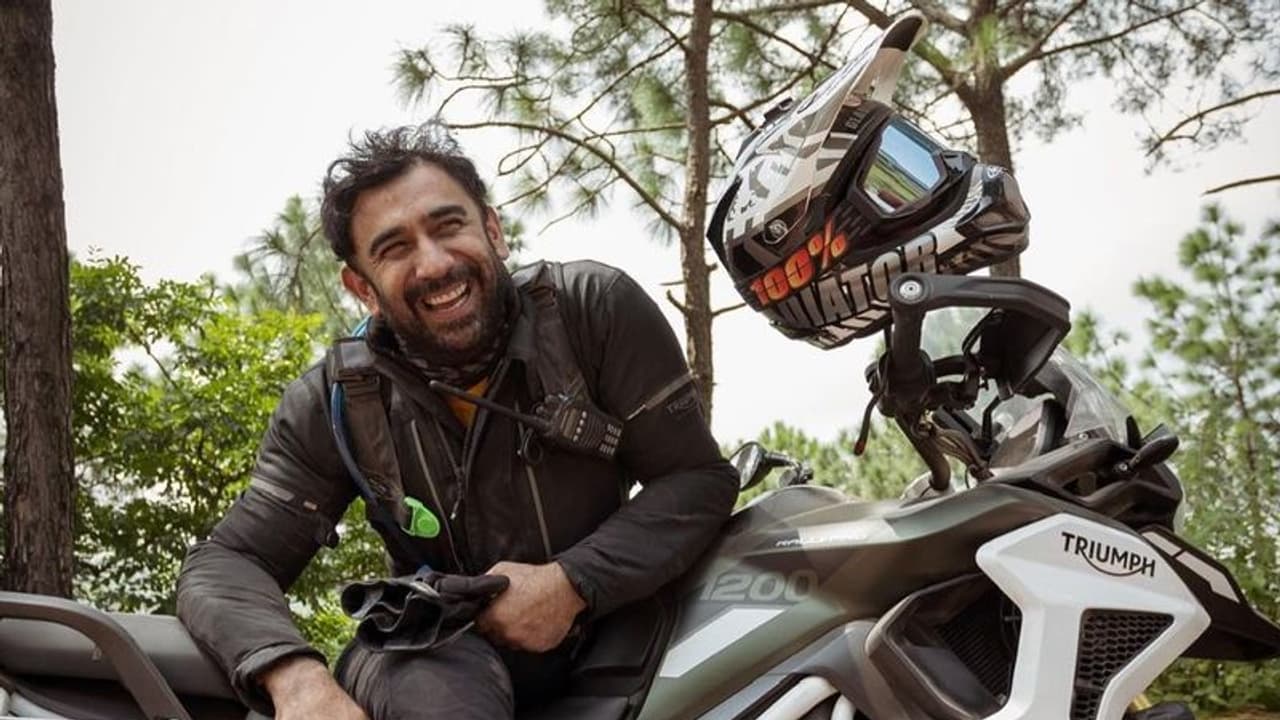 ప్రకృతి సౌందర్యాన్ని రక్షించడానికి యాక్టర్ అమిత్ సాద్ దేశవ్యాప్త బైక్ యాత్ర.. ప్రకృతి సౌందర్యాన్ని రక్షించడానికి యాక్టర్ అమిత్ సాద్ దేశవ్యాప్త బైక్ యాత్ర..