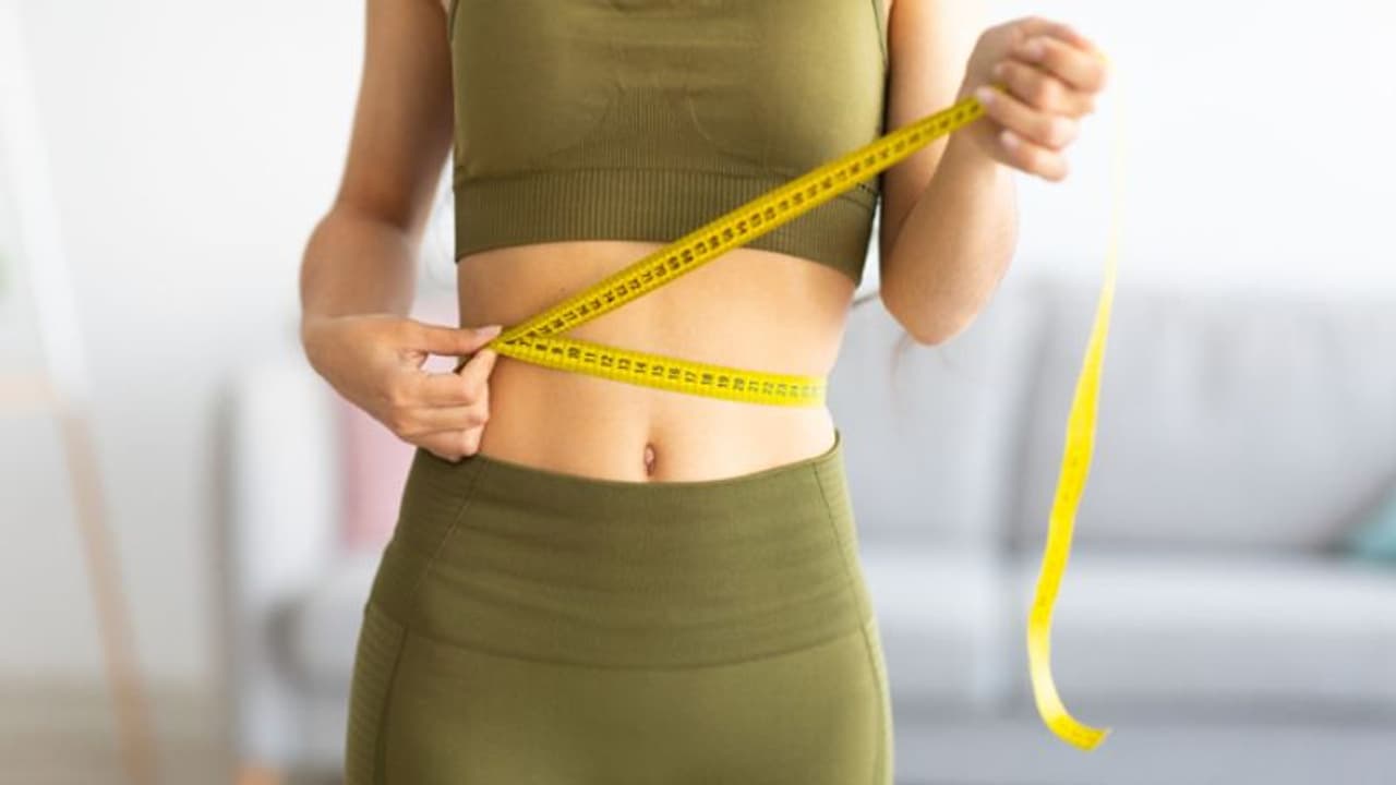 വണ്ണം കുറയ്ക്കണോ? പതിവായി ഡയറ്റില് ഉള്പ്പെടുത്താം ഈ നട്സ്... വണ്ണം കുറയ്ക്കണോ? പതിവായി ഡയറ്റില് ഉള്പ്പെടുത്താം ഈ നട്സ്...